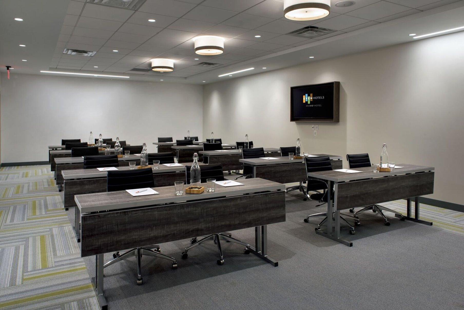 Even Denver Tech Center-englewood By Ihg Hotel